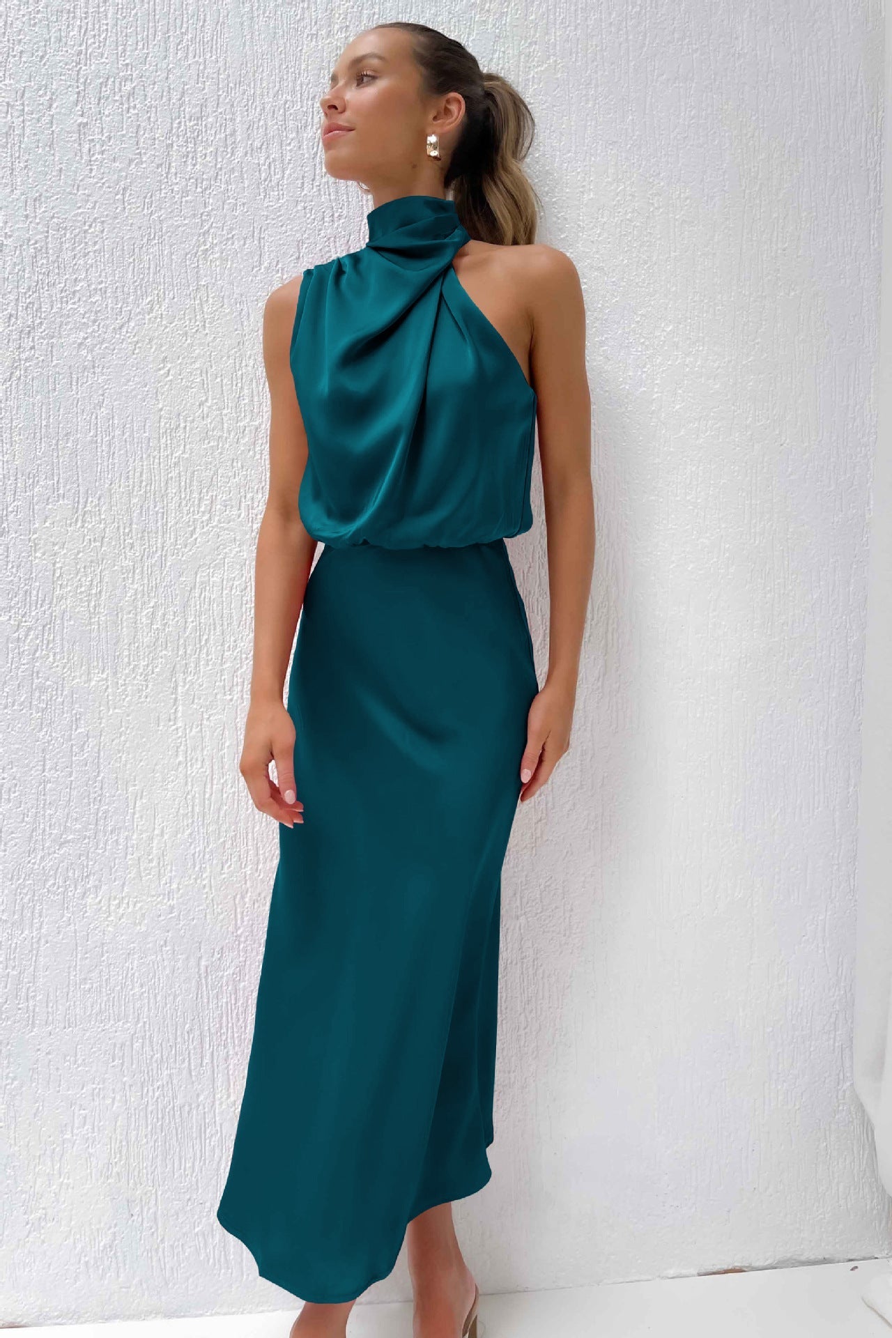 Moya - Vestido de satén largo con cuello halter